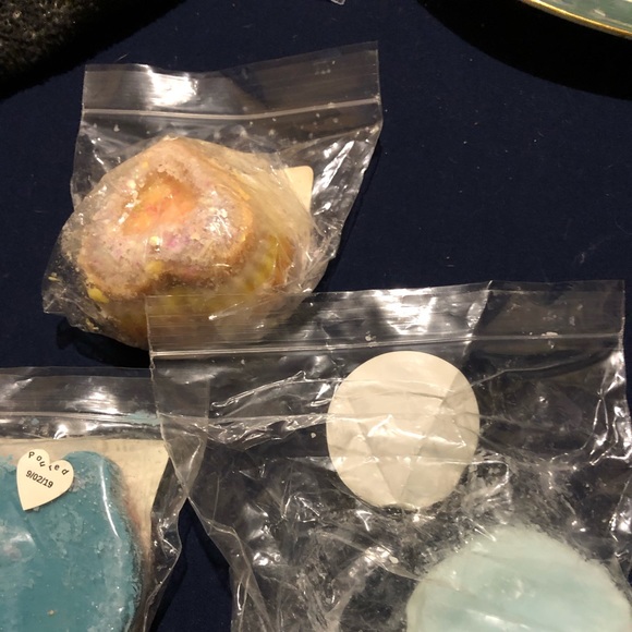 Multi vendor wax lot - Picture 3 of 4